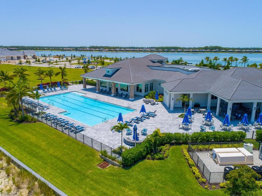 13543 Blue Bay Cir, Fort Myers, FL 33913-44