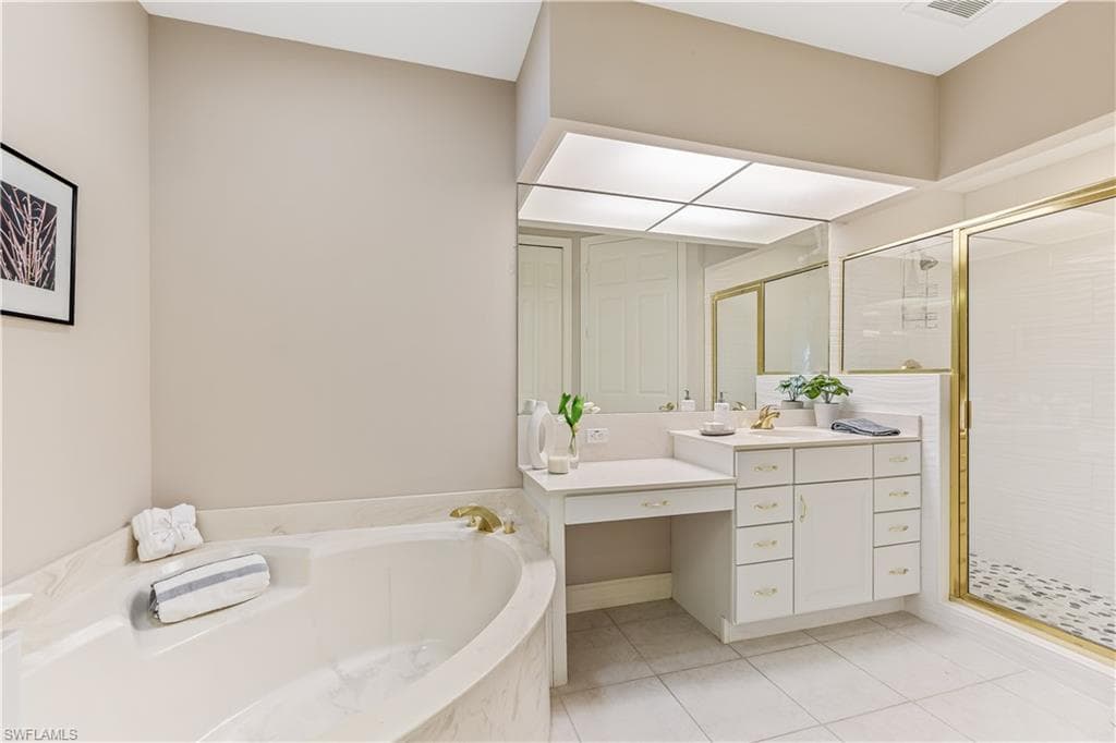 4970 Westchester Ct 4202, Naples, FL 34105-18