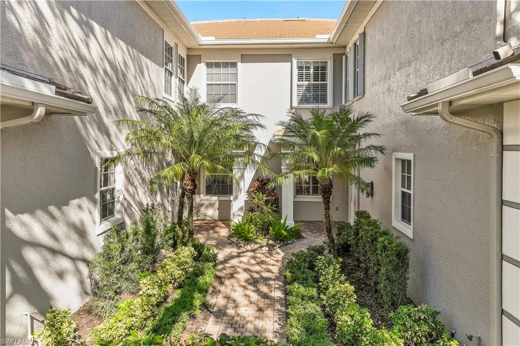 4970 Westchester Ct 4202, Naples, FL 34105-3