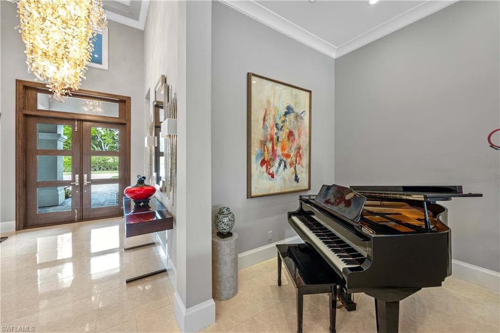 6884 Leeward Way, Naples, FL 34109-14