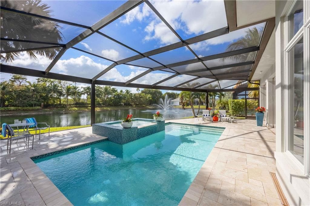 6884 Leeward Way, Naples, FL 34109-27
