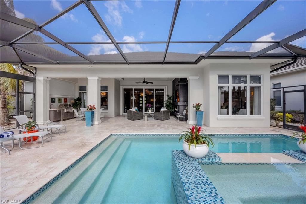6884 Leeward Way, Naples, FL 34109-30