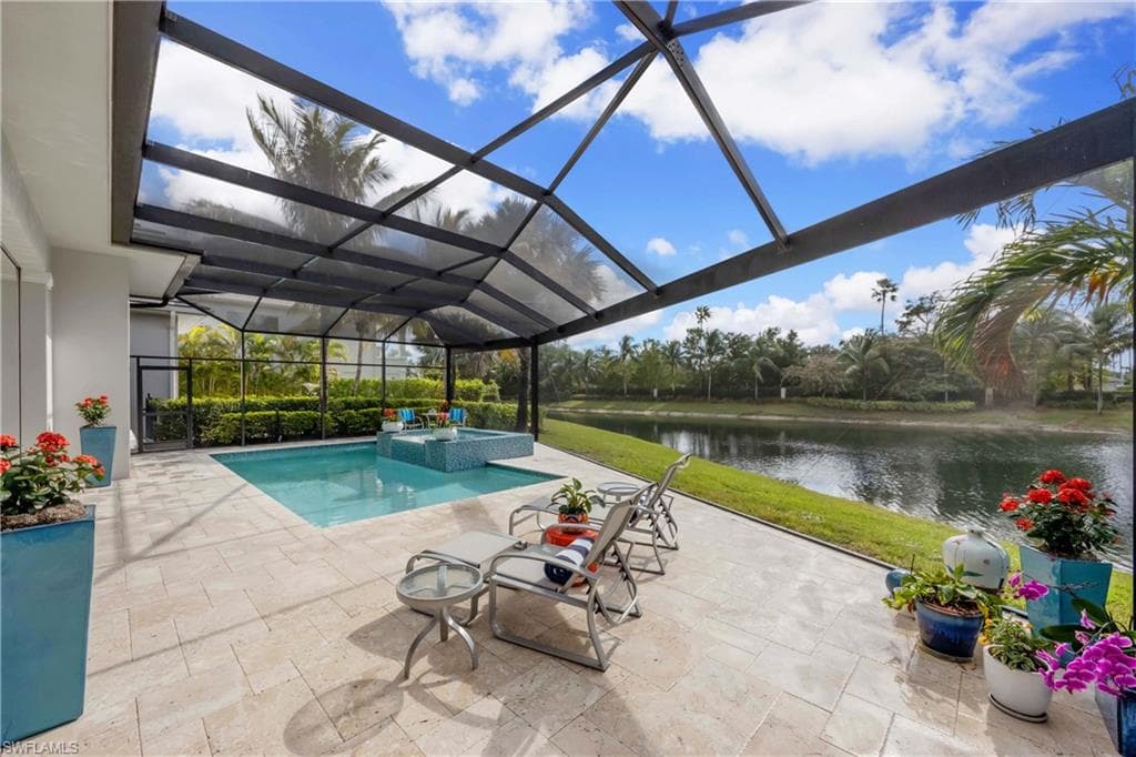 6884 Leeward Way, Naples, FL 34109-32