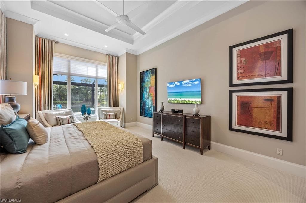 6884 Leeward Way, Naples, FL 34109-33