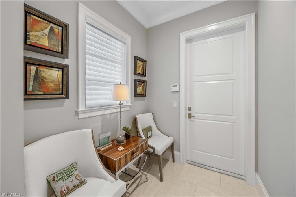 6884 Leeward Way, Naples, FL 34109-44