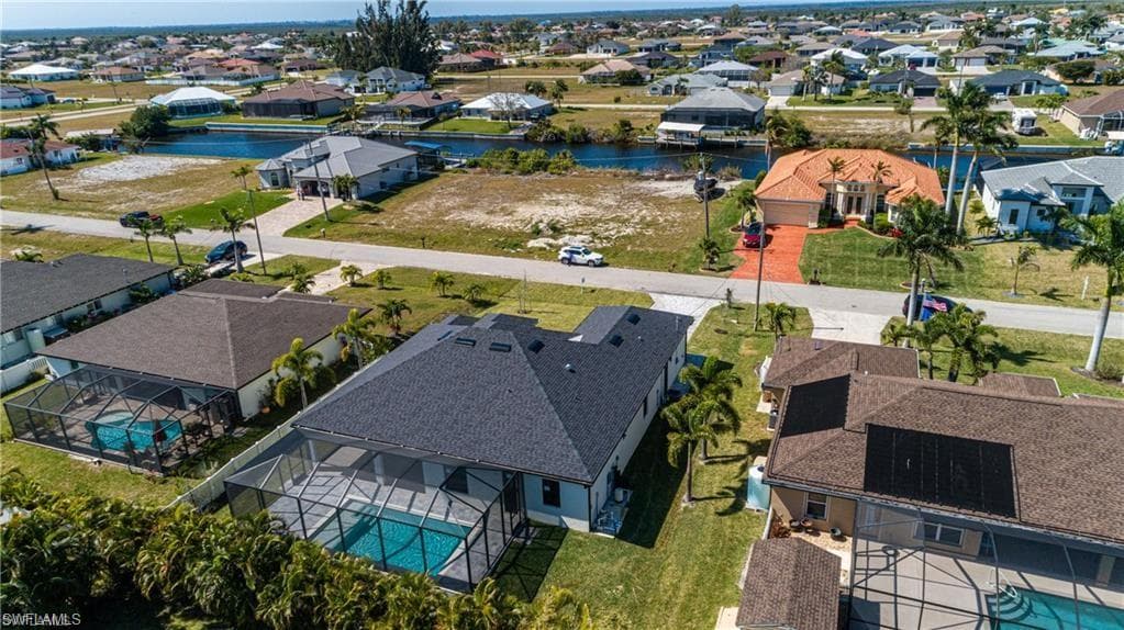 1229 37th Pl, Cape Coral, FL 33993-43