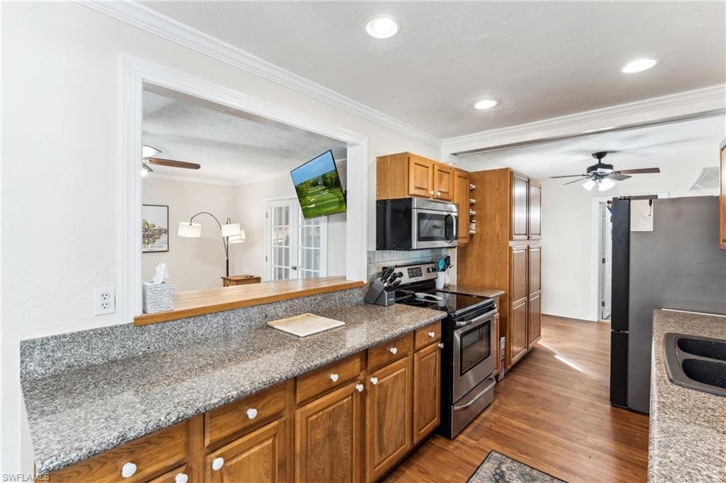 1423 Charles Rd, Fort Myers, FL 33919-30