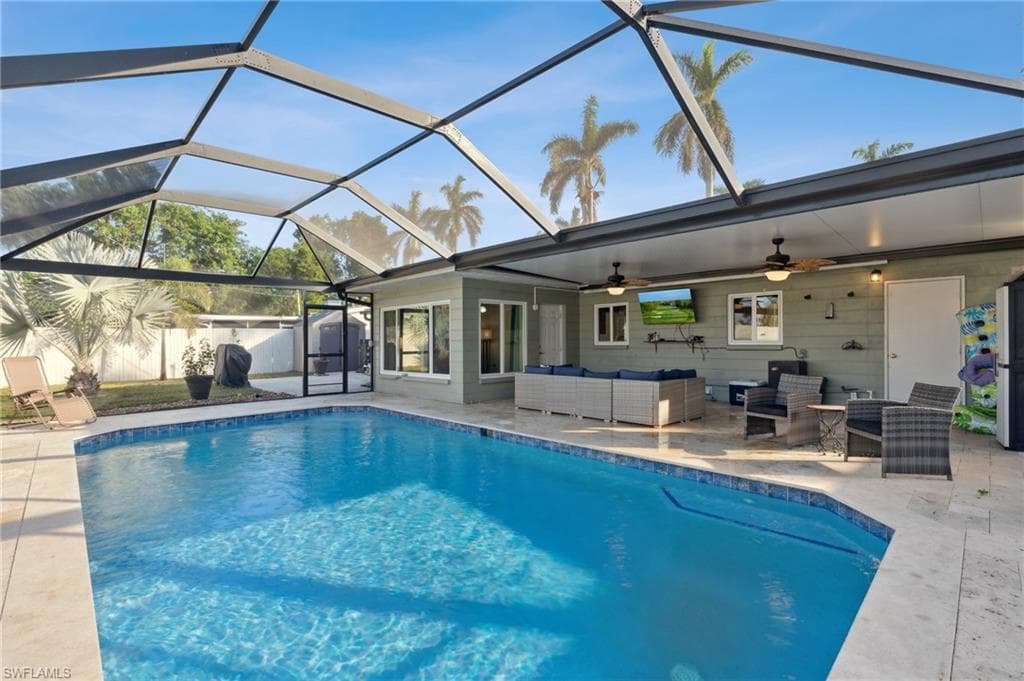 1423 Charles Rd, Fort Myers, FL 33919-2