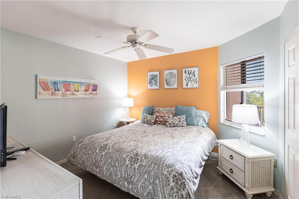 40 Seagate Dr 202a, Naples, FL 34103-31