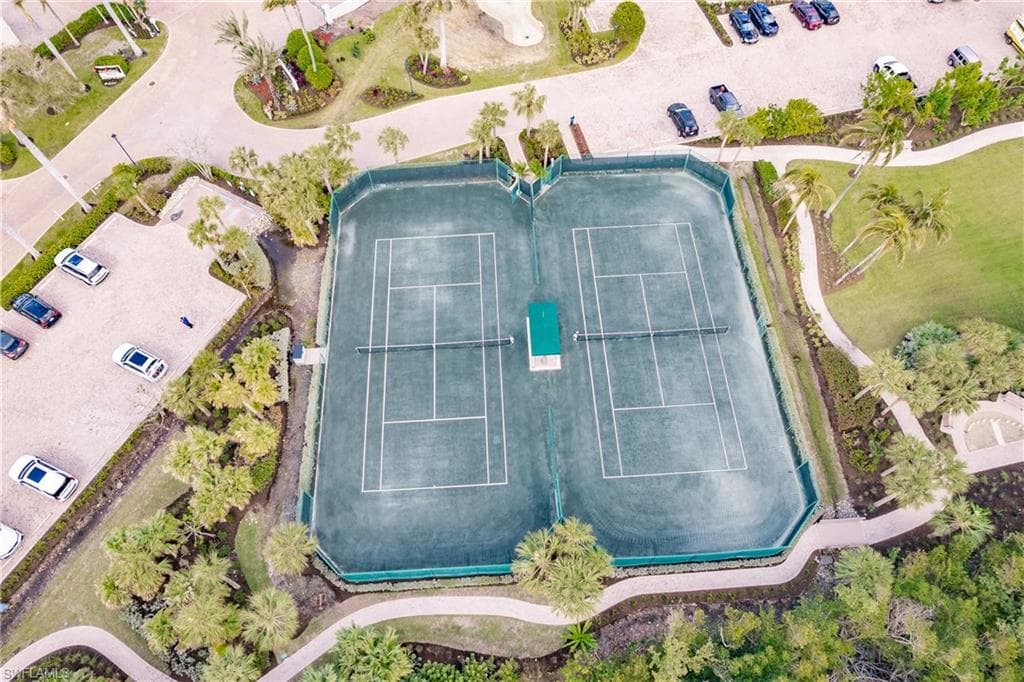 40 Seagate Dr 202a, Naples, FL 34103-48