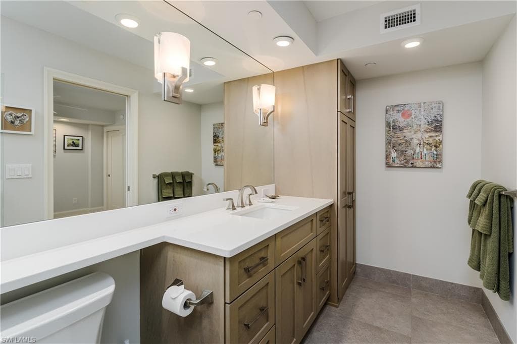 100 Collier Blvd 304, Marco Island, FL 34145-22