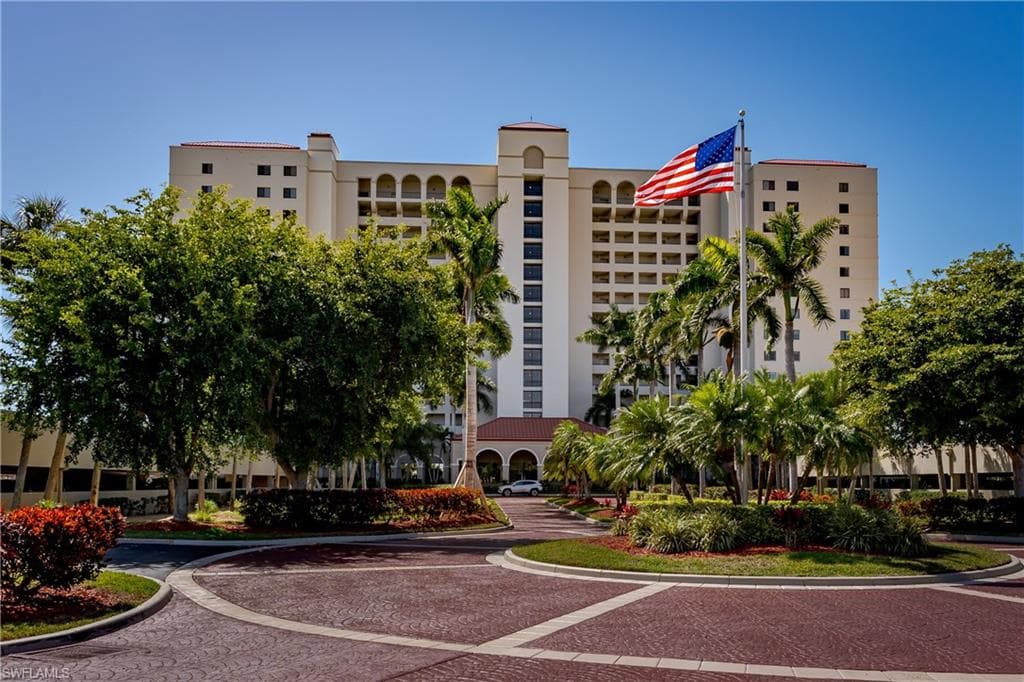 100 Collier Blvd 304, Marco Island, FL 34145-24