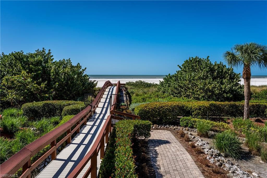100 Collier Blvd 304, Marco Island, FL 34145-29