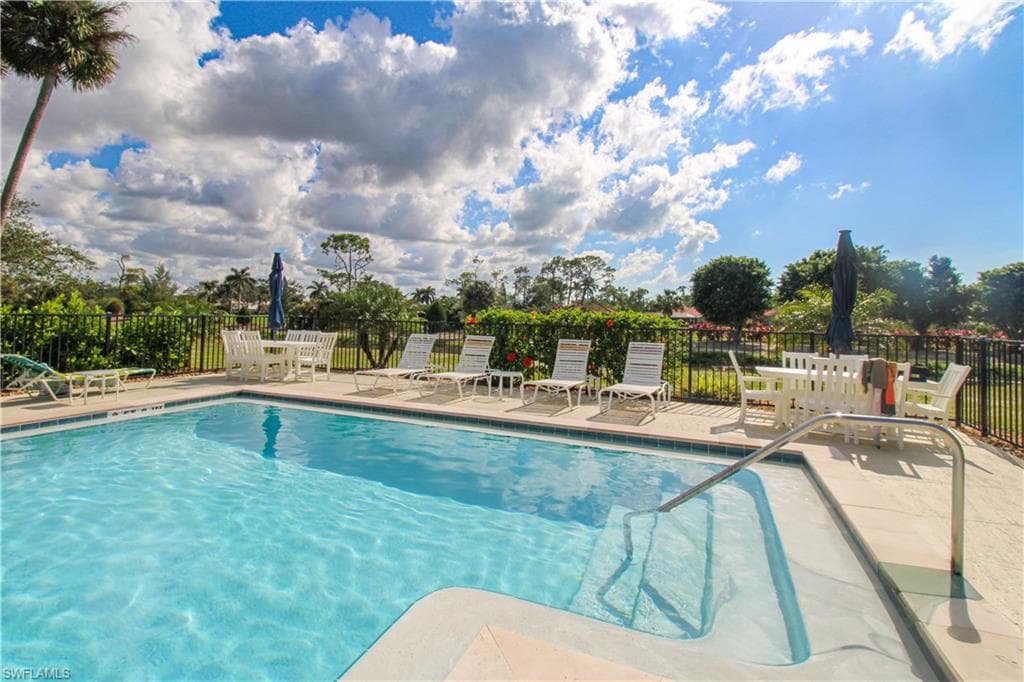 5635 Rattlesnake Hammock Rd 102d, Naples, FL 34113-13