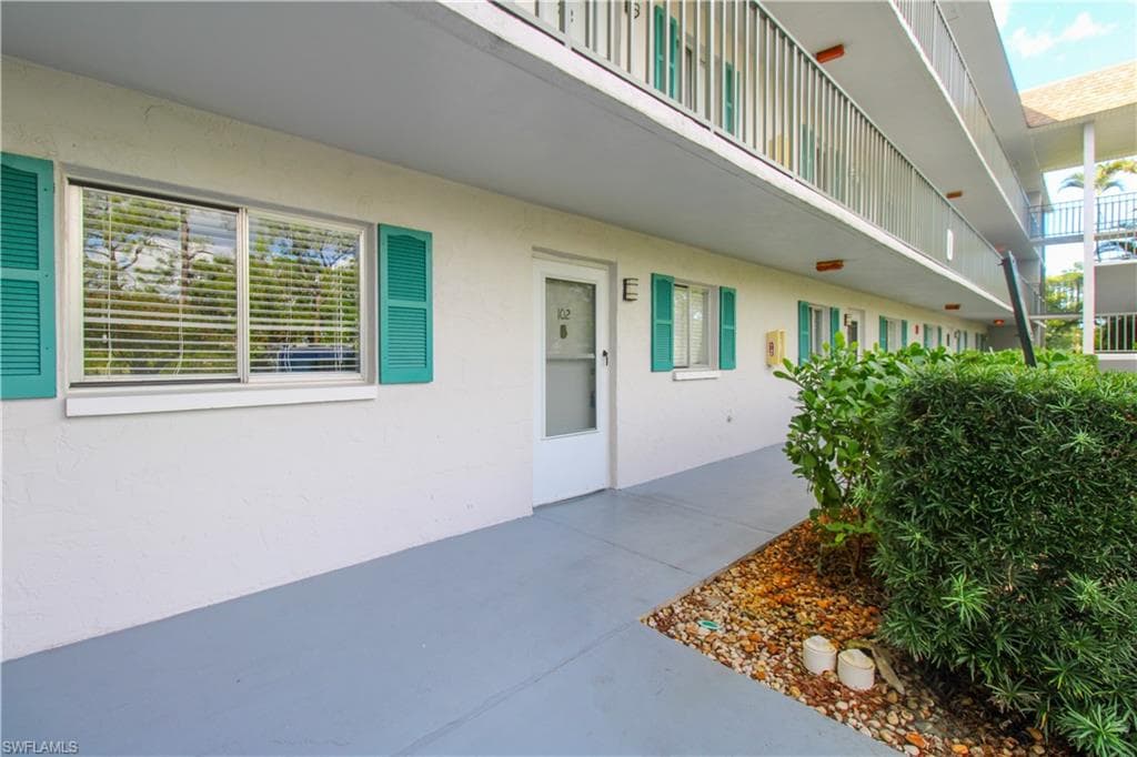 5635 Rattlesnake Hammock Rd 102d, Naples, FL 34113-16