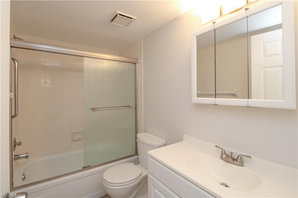 5635 Rattlesnake Hammock Rd 102d, Naples, FL 34113-40