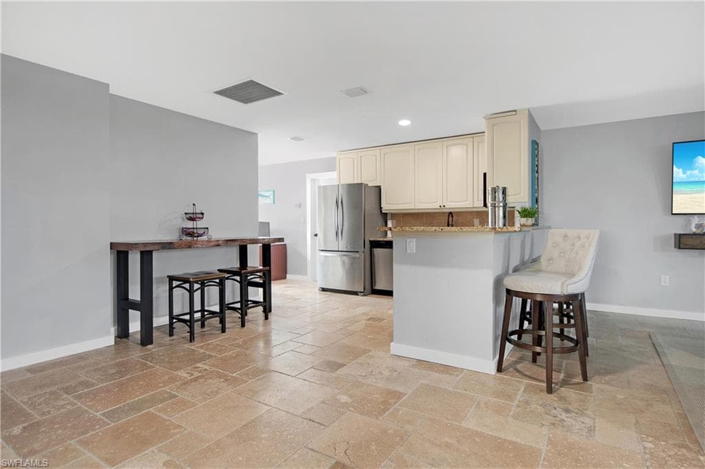 106 Pago Pago Dr W, Naples, FL 34113-23