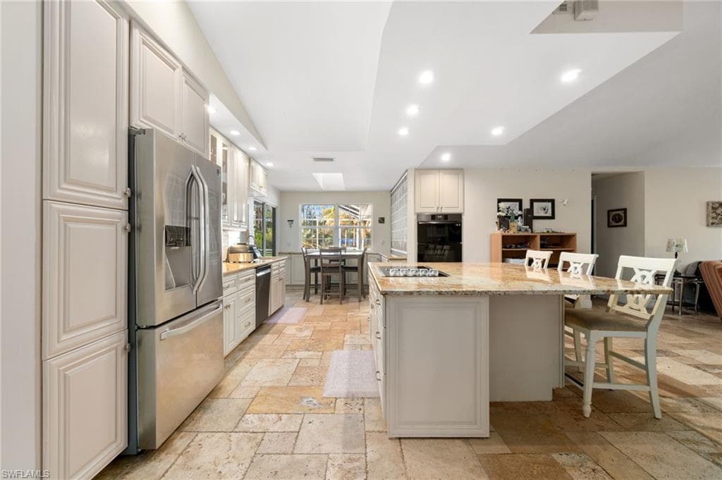 6011 Sea Grass Ln, Naples, FL 34116-20