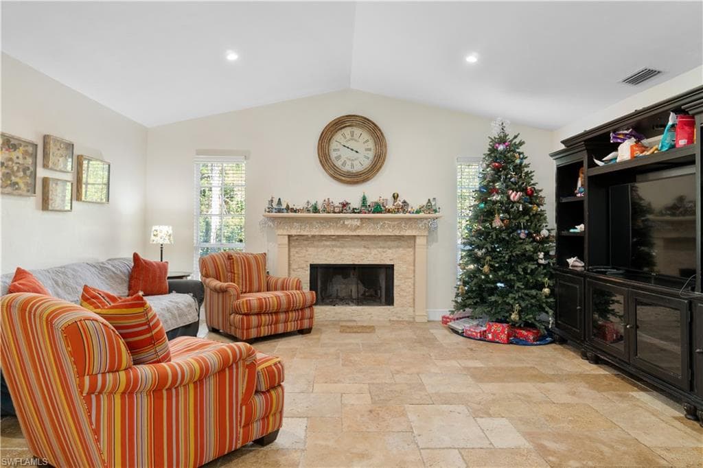 6011 Sea Grass Ln, Naples, FL 34116-23