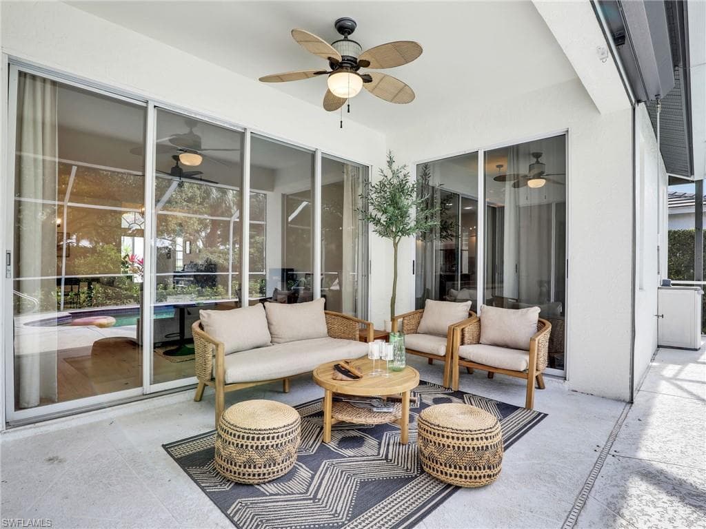 8850 Springwood Ct, Bonita Springs, FL 34135-15