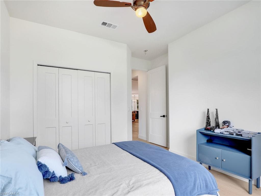 8850 Springwood Ct, Bonita Springs, FL 34135-38