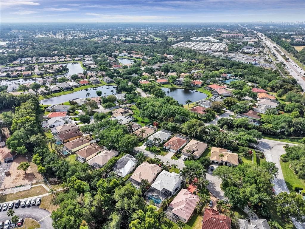 8850 Springwood Ct, Bonita Springs, FL 34135-40