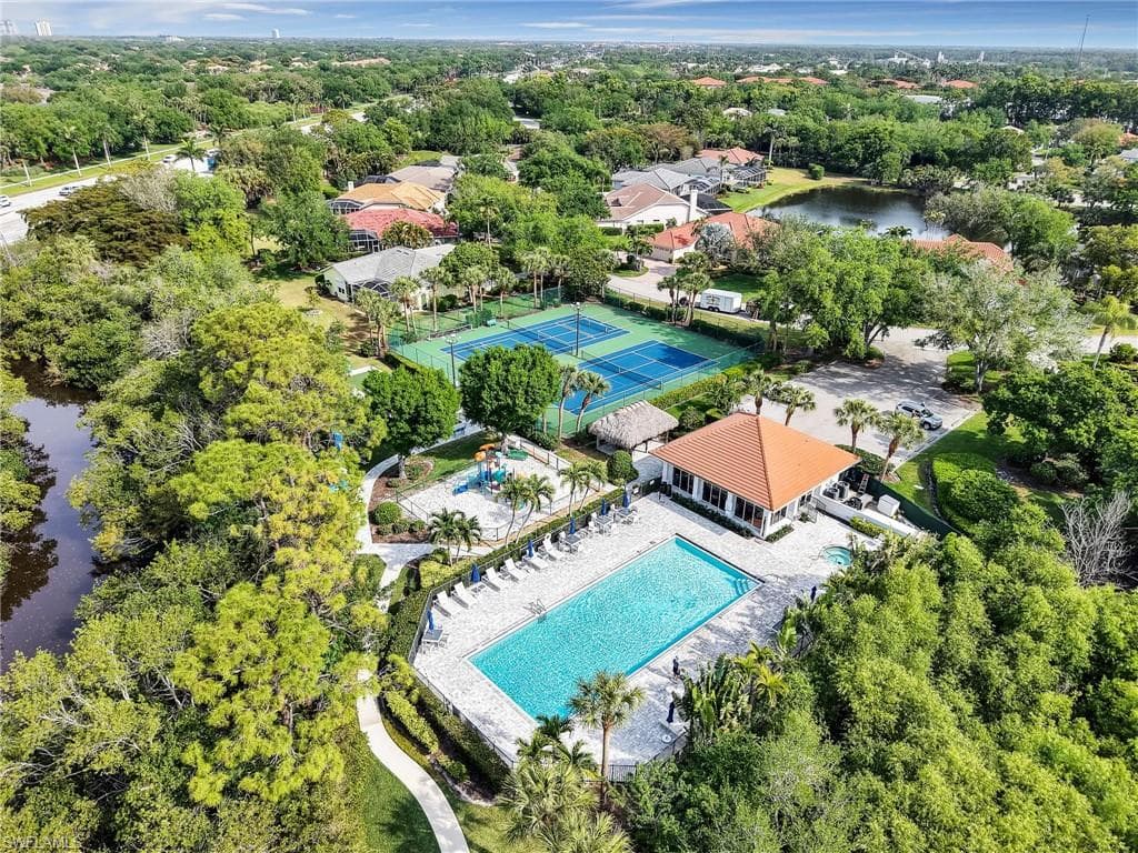 8850 Springwood Ct, Bonita Springs, FL 34135-42