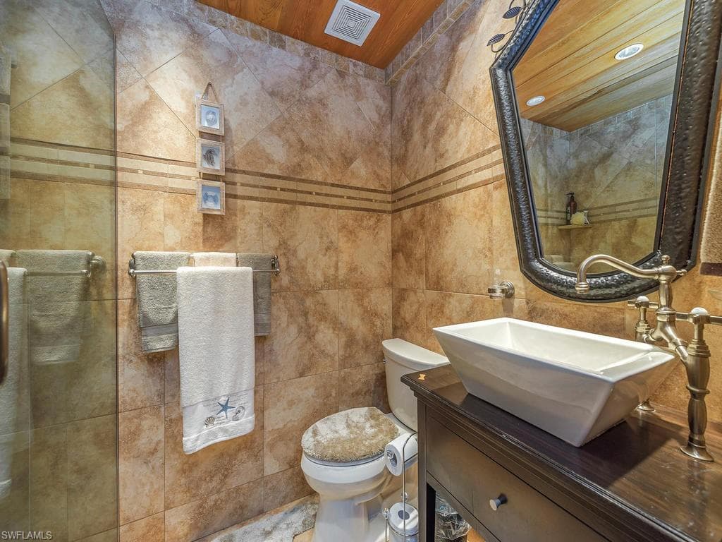 1533 Chesapeake Ave A5, Naples, FL 34102-11
