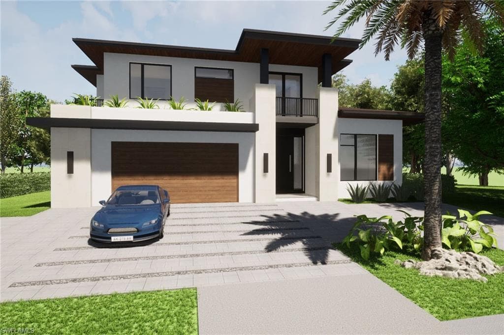 788 7th Ave N, Naples, FL 34102-1