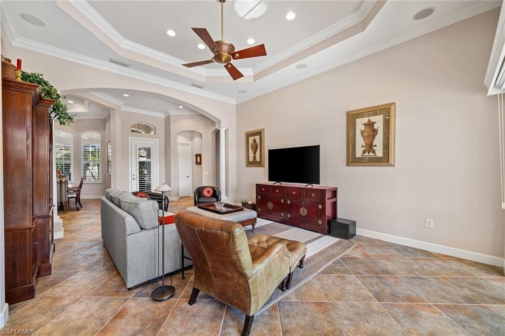 11906 Heather Woods Ct, Naples, FL 34120-9