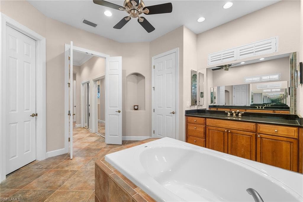 11906 Heather Woods Ct, Naples, FL 34120-23