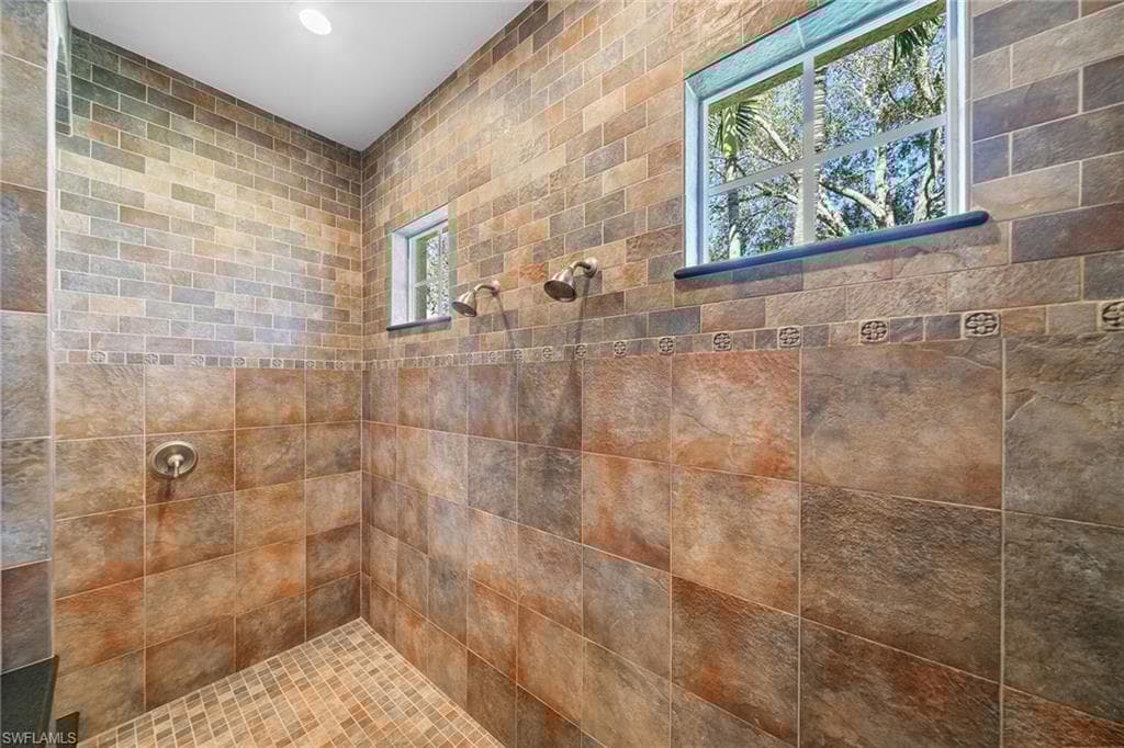 11906 Heather Woods Ct, Naples, FL 34120-25