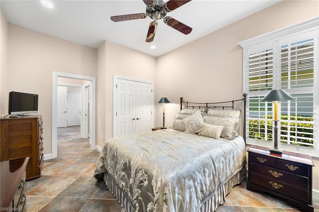 11906 Heather Woods Ct, Naples, FL 34120-26