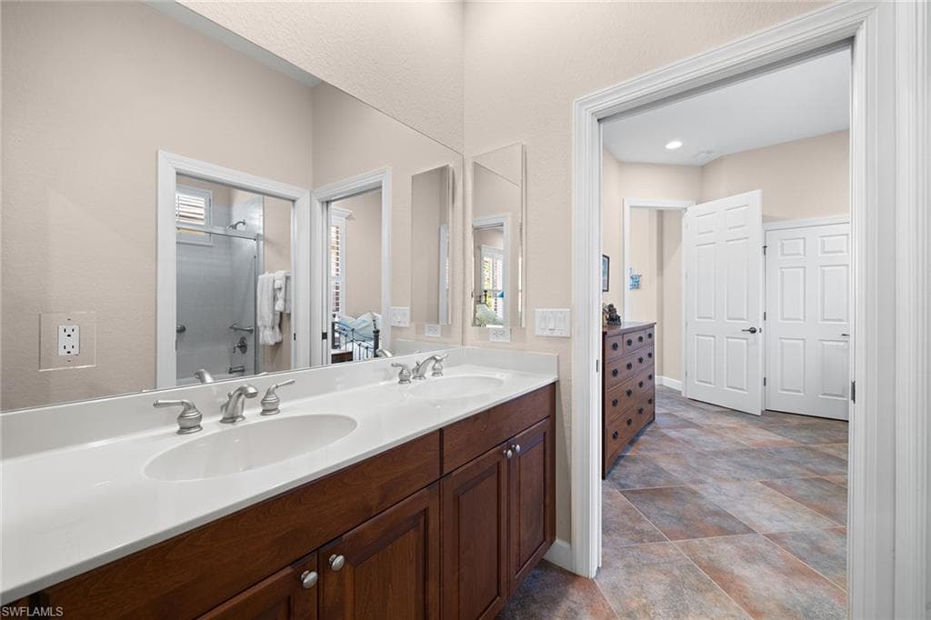11906 Heather Woods Ct, Naples, FL 34120-28