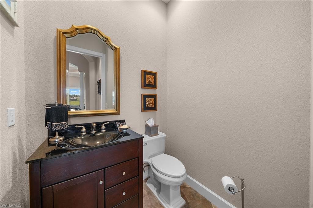 11906 Heather Woods Ct, Naples, FL 34120-33
