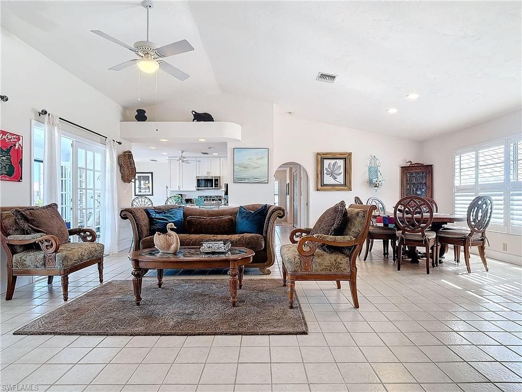 327 Conners Ave, Naples, FL 34108-13