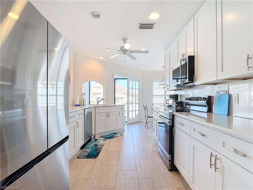 327 Conners Ave, Naples, FL 34108-19