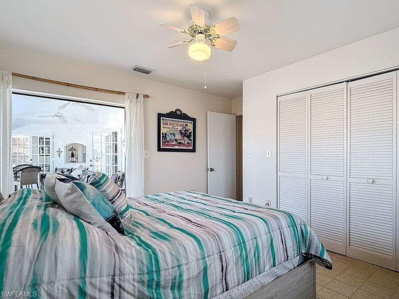 327 Conners Ave, Naples, FL 34108-30
