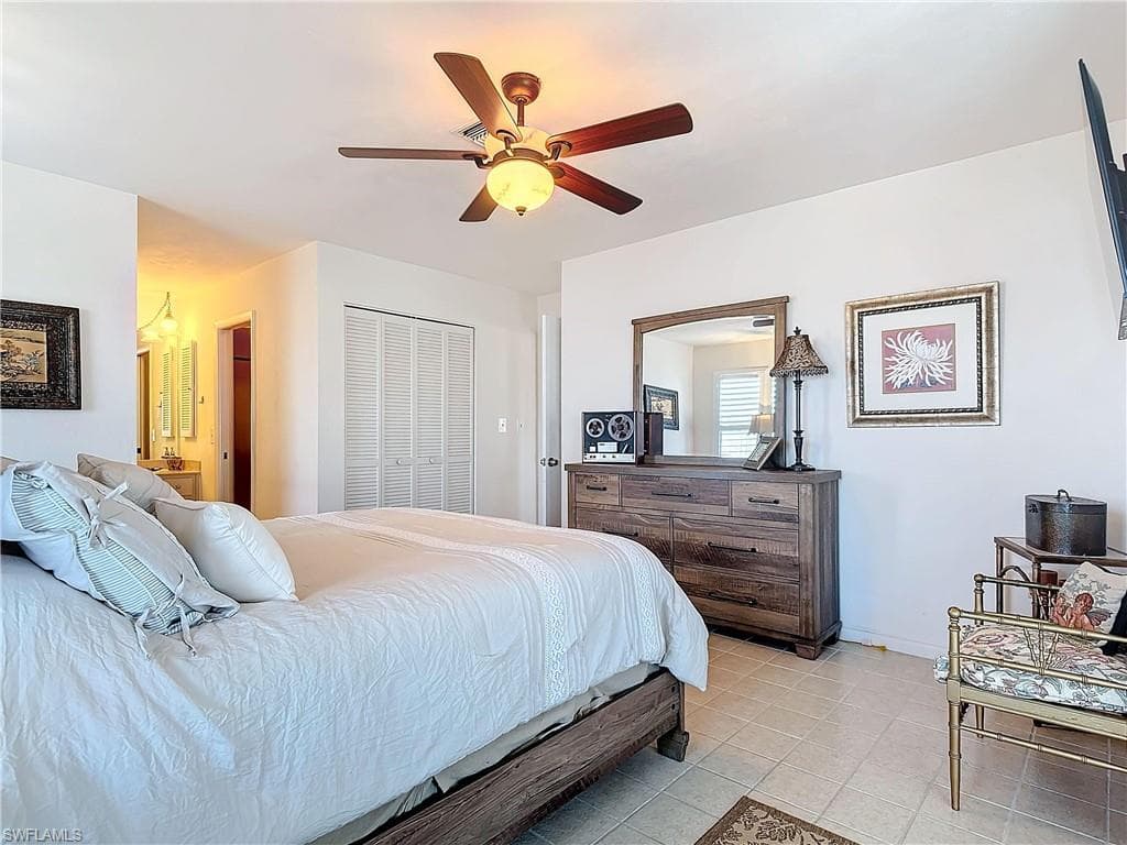 327 Conners Ave, Naples, FL 34108-35