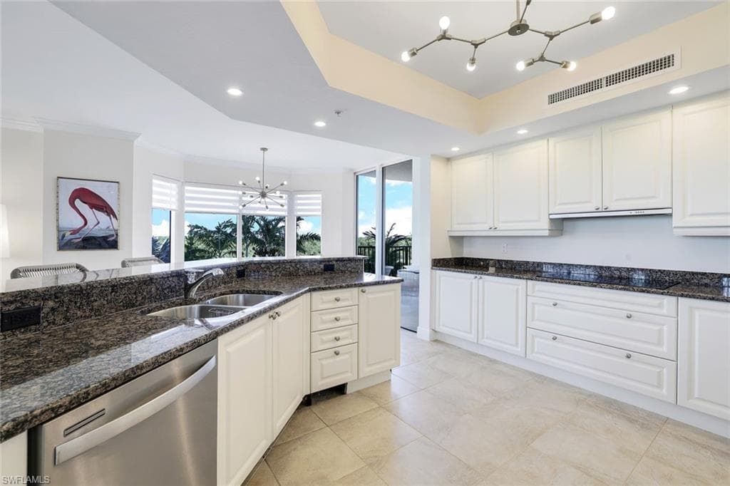 1050 Borghese Ln 206, Naples, FL 34114-17
