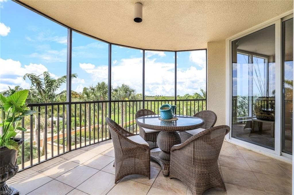 1050 Borghese Ln 206, Naples, FL 34114-34