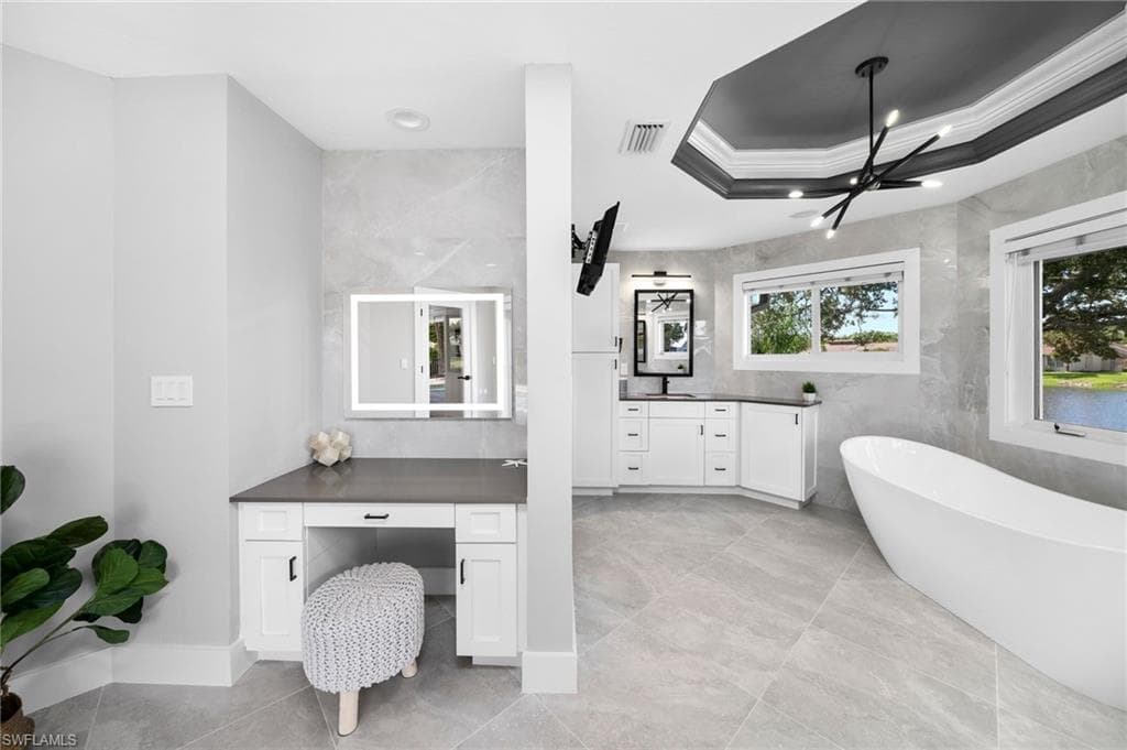 2341 Mayfield Ct 8, Naples, FL 34105-19