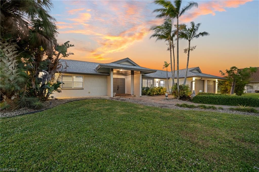 2341 Mayfield Ct 8, Naples, FL 34105-27