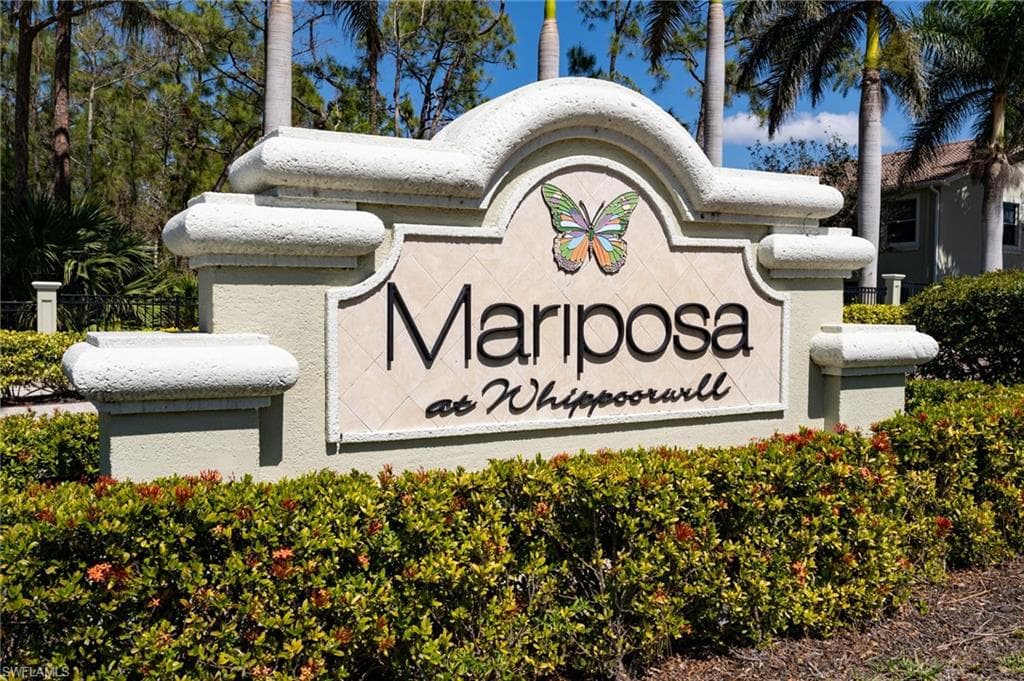 1355 Mariposa Cir 202, Naples, FL 34105-34