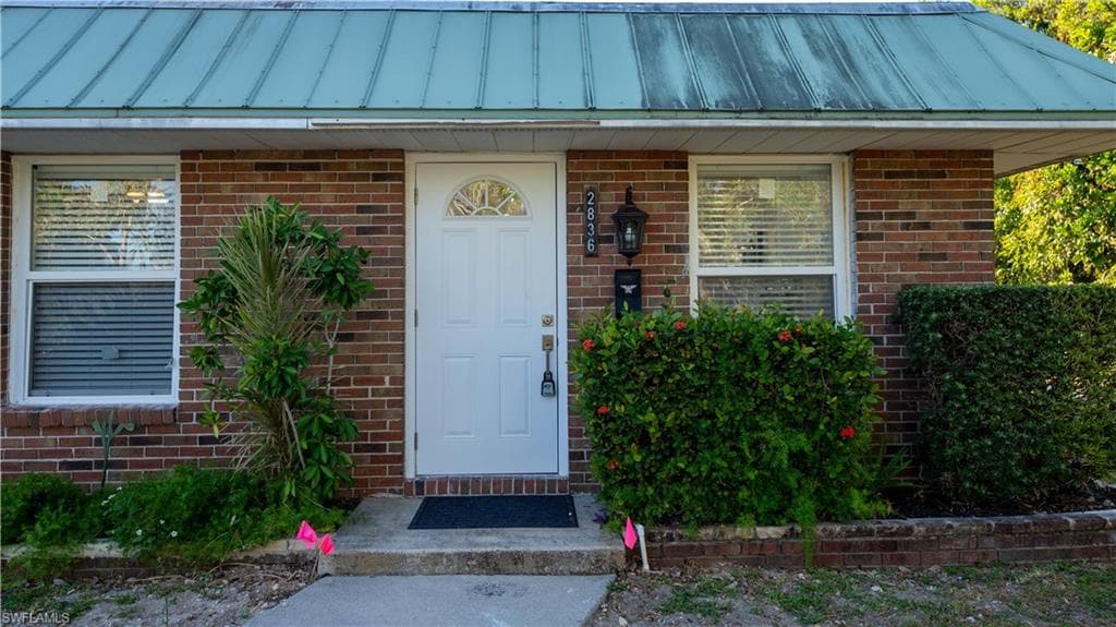2836 Arbutus St A1, Naples, FL 34112-7