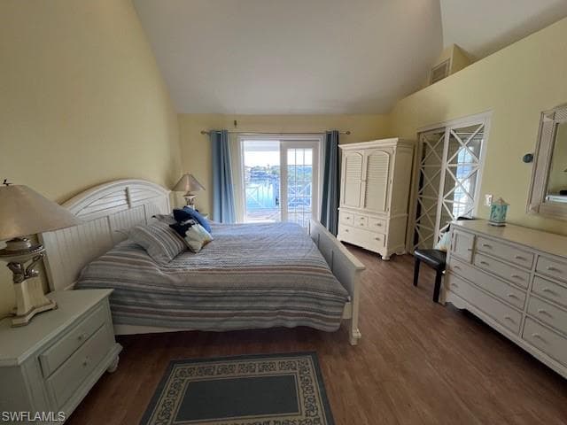 305 Colonial Ave, Marco Island, FL 34145-25