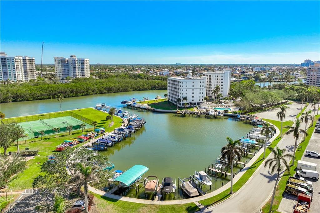 1 Bluebill Ave 201, Naples, FL 34108-22