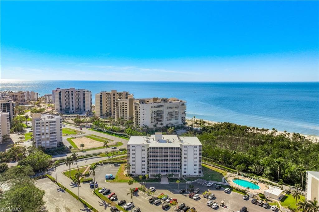 1 Bluebill Ave 201, Naples, FL 34108-8