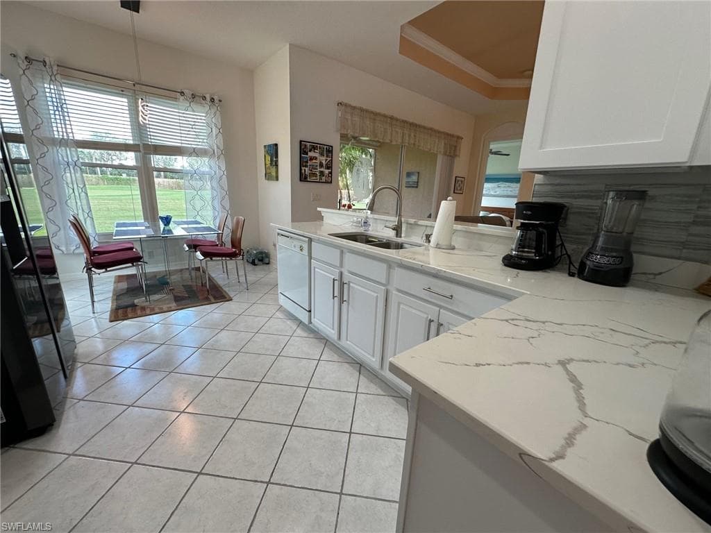 309 Harvard Ln, Naples, FL 34104-21