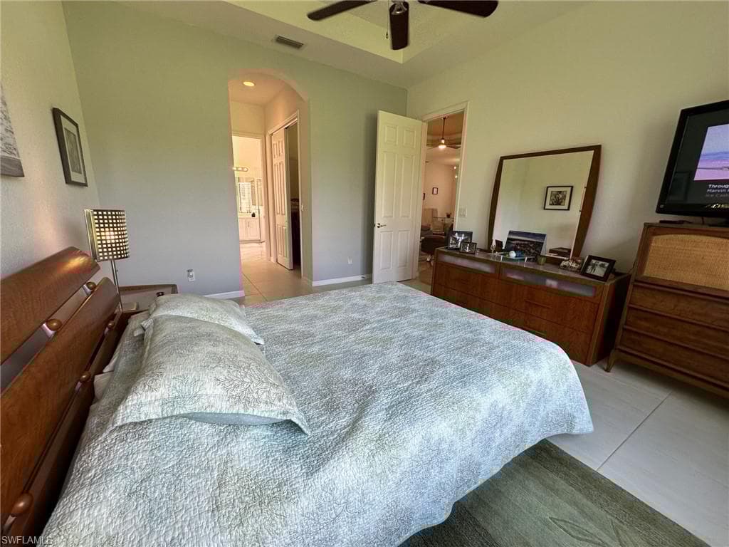 309 Harvard Ln, Naples, FL 34104-25